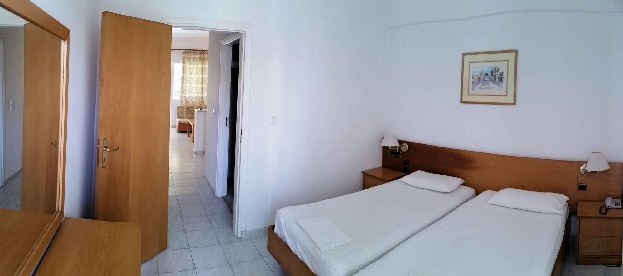 רודוס Solemar Apartments מראה חיצוני תמונה